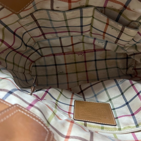 Vintage Wicker Coach tote - Picture 3 of 5